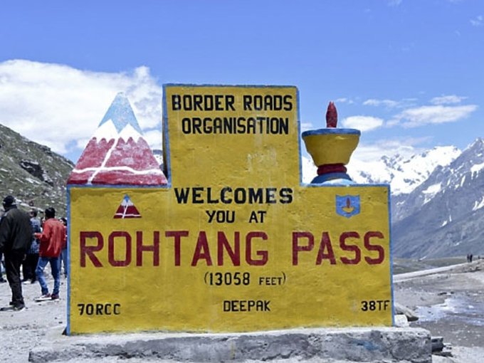 Manali to Rohtang Pass tour